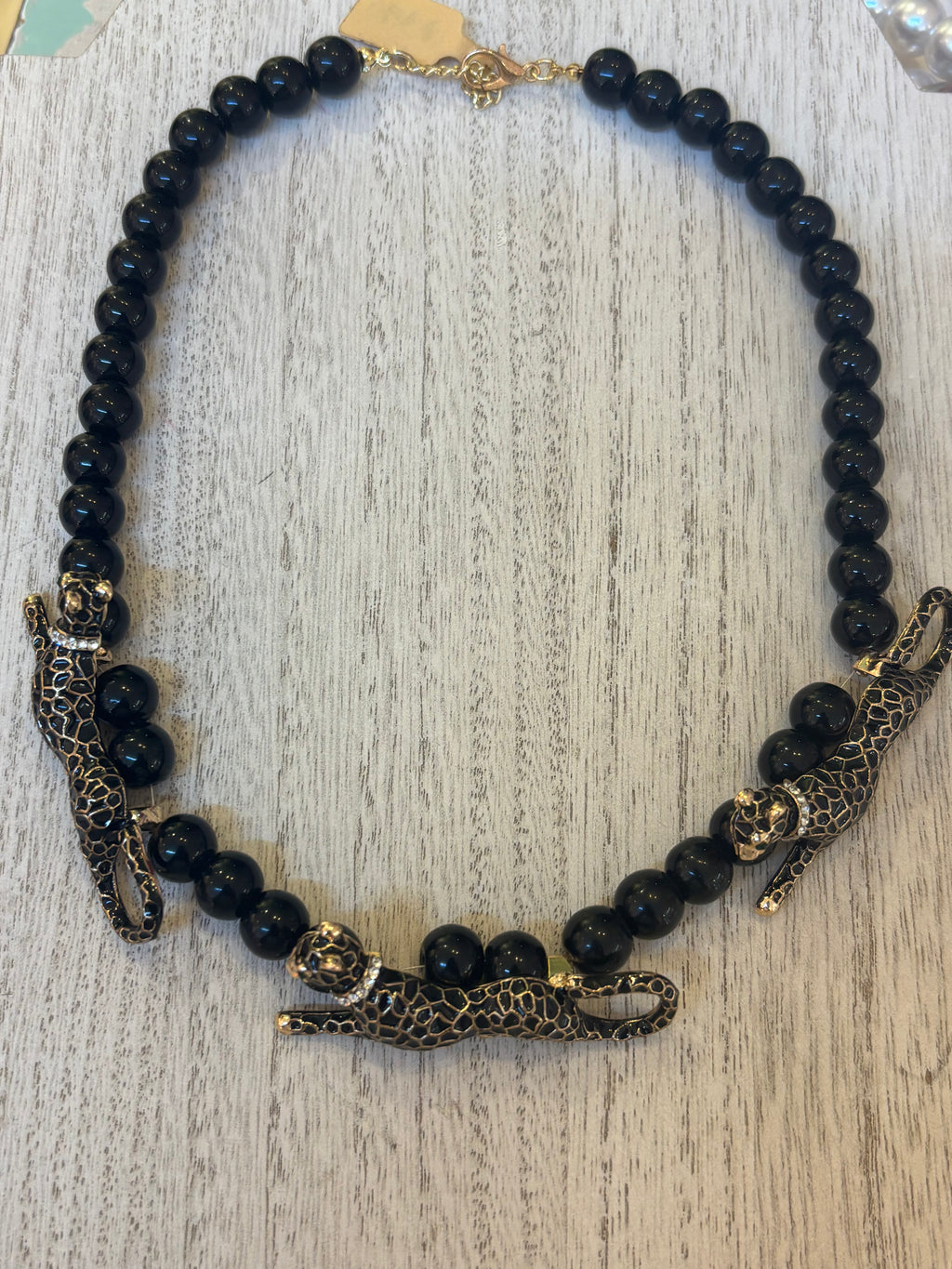 Collar de jaguares