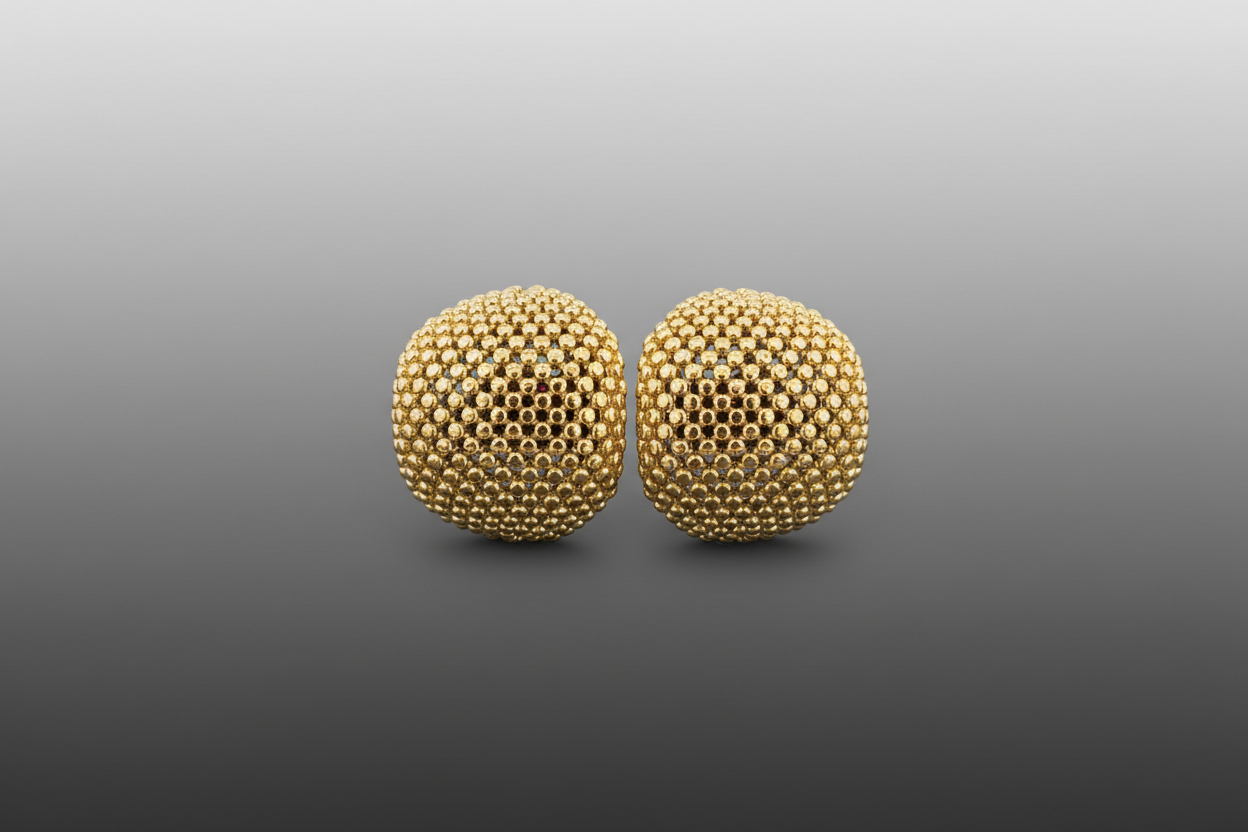 Aretes de Cúpula Dorada con Textura