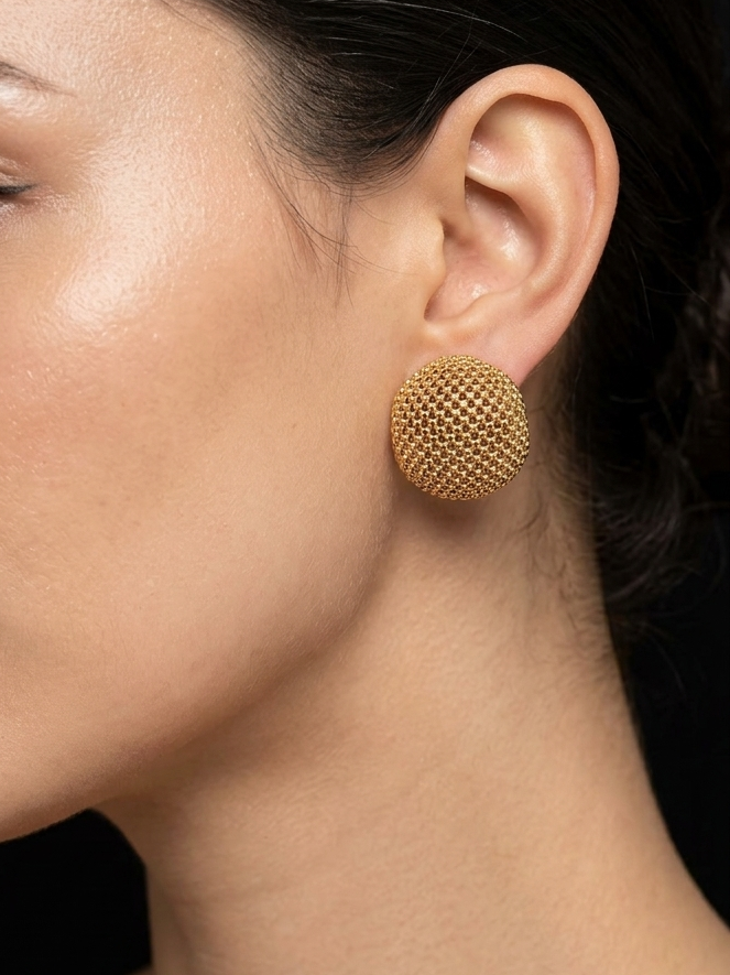 Aretes de Cúpula Dorada con Textura