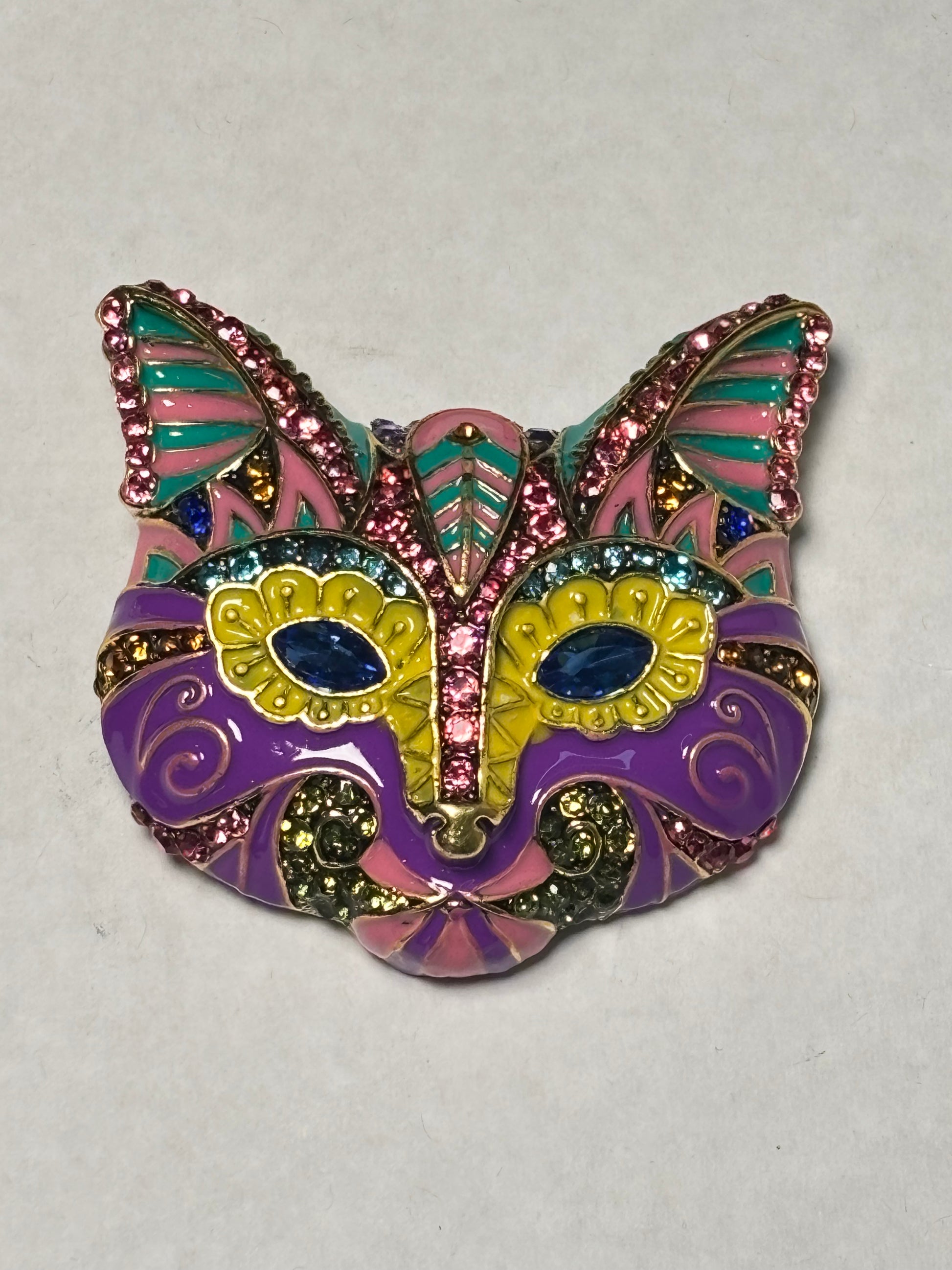 Broche "Catsquerade"